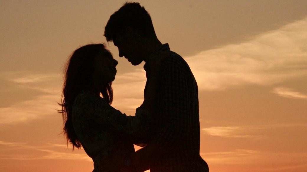 Milenci, pár, láska