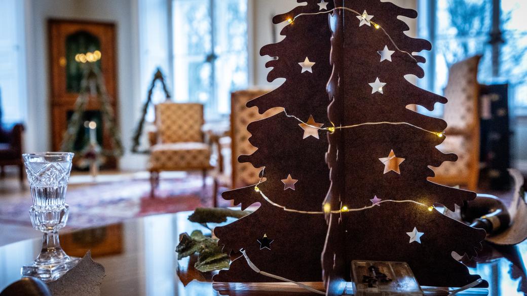 Vánoce v biedermeieru na Novém zámku v Kostelci nad Orlicí. Pohled pod pokličku tamního života