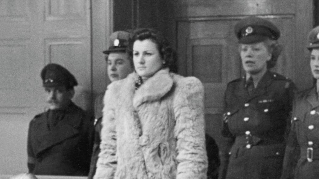Vera Salvequart, dozorkyně z koncentračního tábora Ravensbrück, během procesu v Hamburgu (3. 2. 1947)