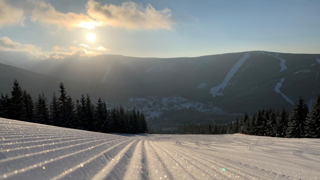 Bude na konci ledna ve Špindlerovo Mlýně dostatek sněhu? Sjedou se tam hvězdy alpského lyžování