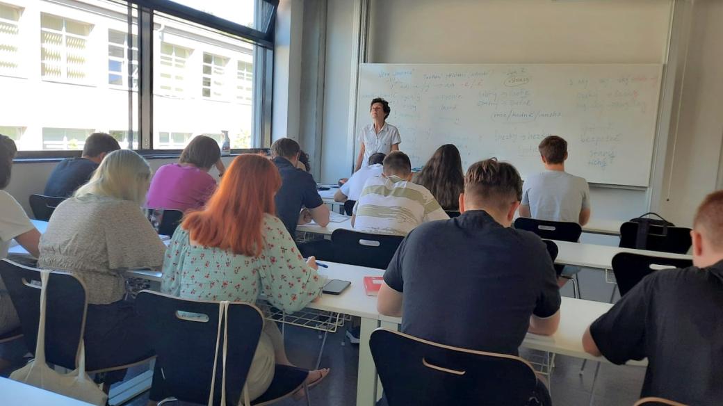 Ukrajinští studenti se na liberecké univerzitě učí češtinu