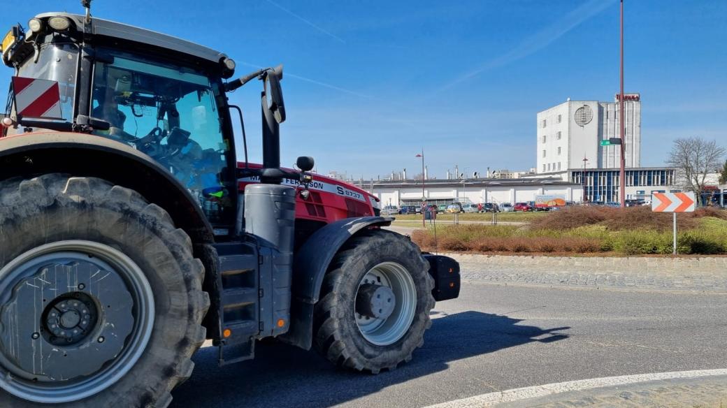 Na Žďársku dnes na protest vyjede přibližně 60 traktorů a jiné zemědělské techniky