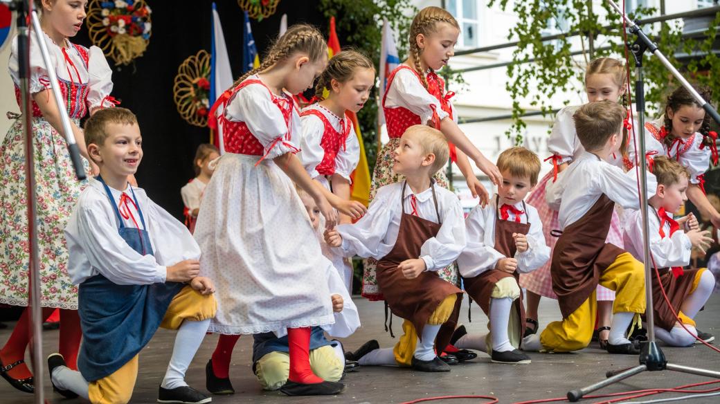 Dětský folklorní soubor Jiskřička z Plzně v roce 2022