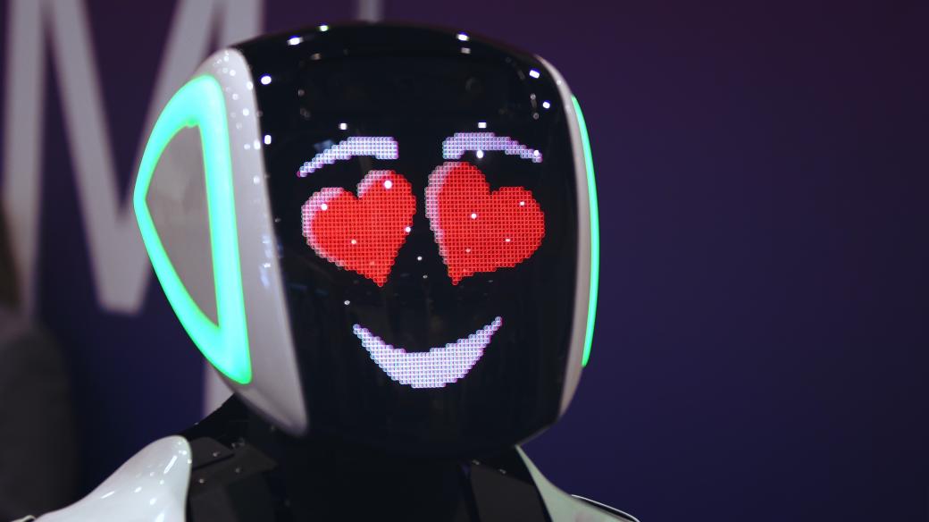 zamilovaný robot, umělá inteligence, AI, láska