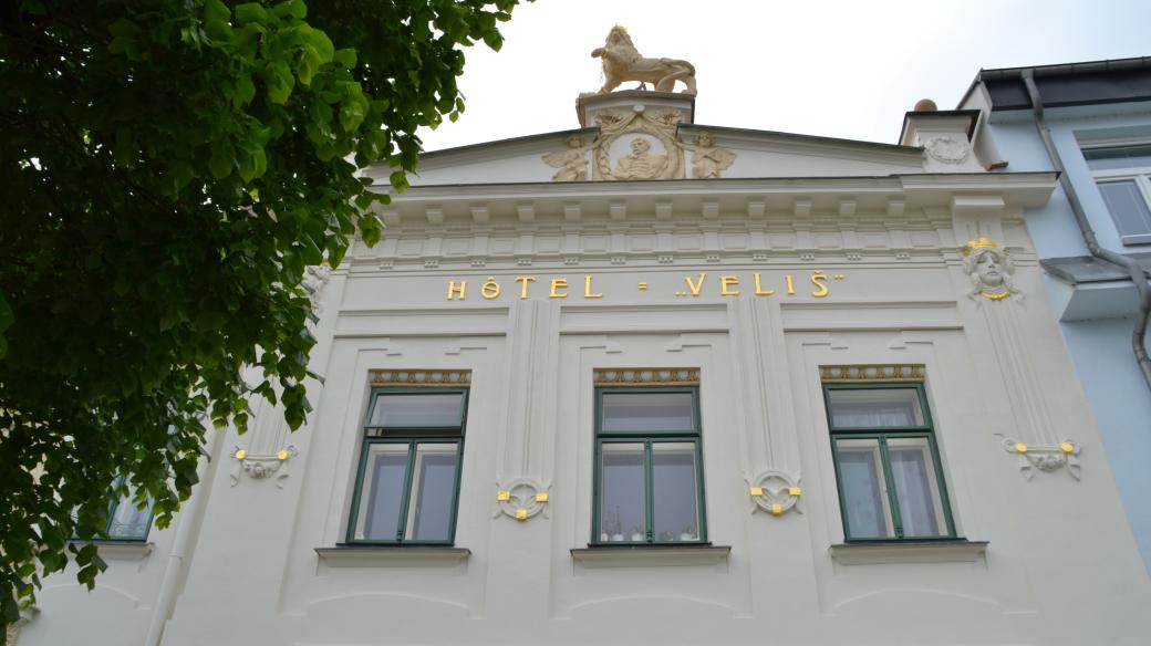 Hotel Veliš