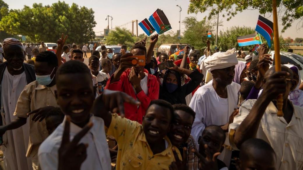 Revoluční vřava v ulicích Chartúmu_říjen 2021