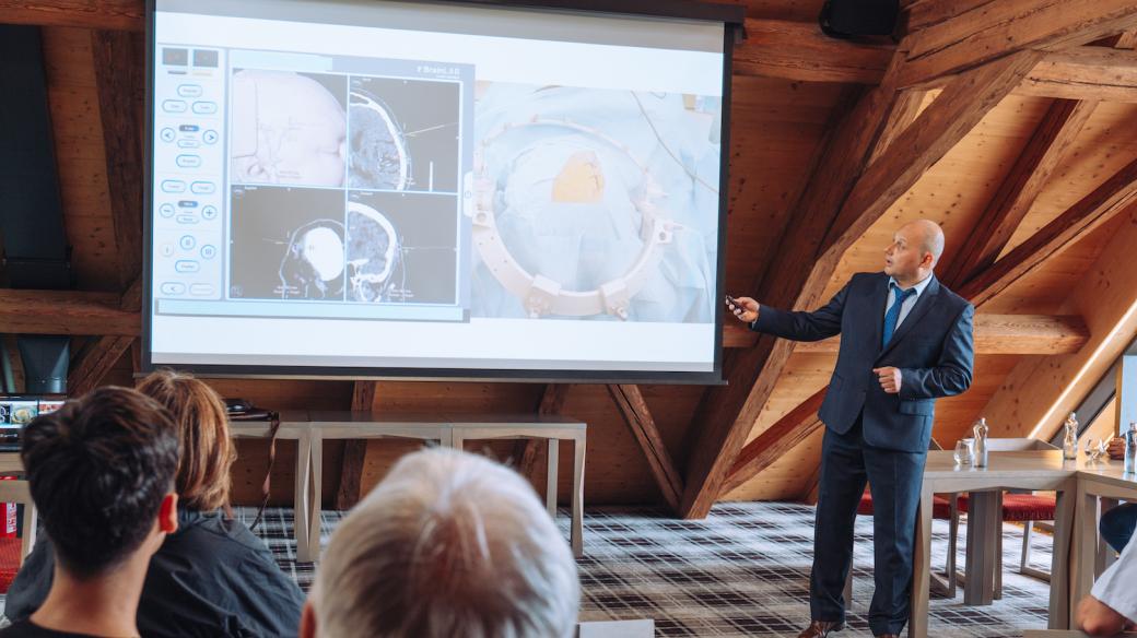 Lékaři v Českých Budějovicích představili novou metodu léčby mozkové mrtvice