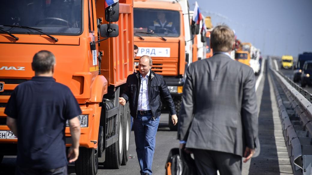 Vladimir Putin se zúčastnil slavnostního otevření Krymského mostu