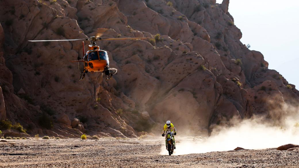 Ondřej Klymčiw na Dakaru 2017 ještě na motorce. Foto z 10. etapy (Chilecito - San Juan) v Argentině