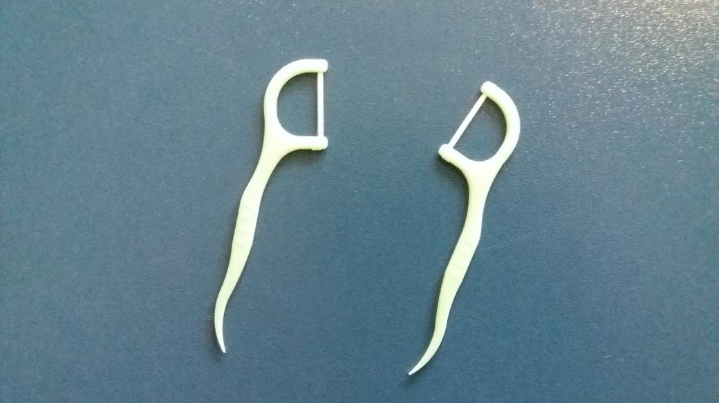 Flosspicky neboli párátka s dentální nití