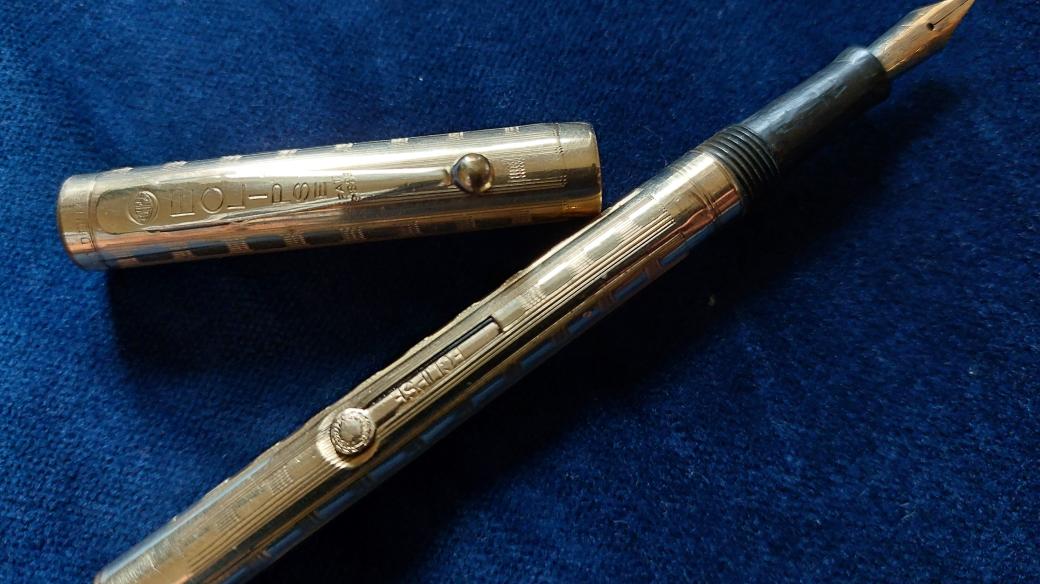 95 let staré zlaté pero má Telč vyhrazené pro záznamy o návštěvách prezidentů