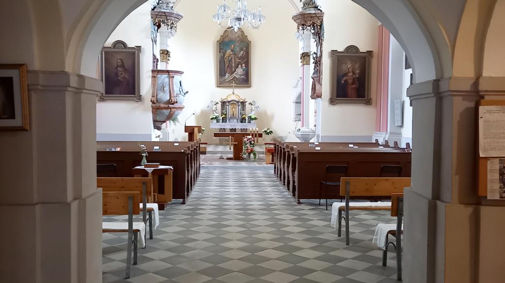 Kostel sv. Valentina v Bravanticích