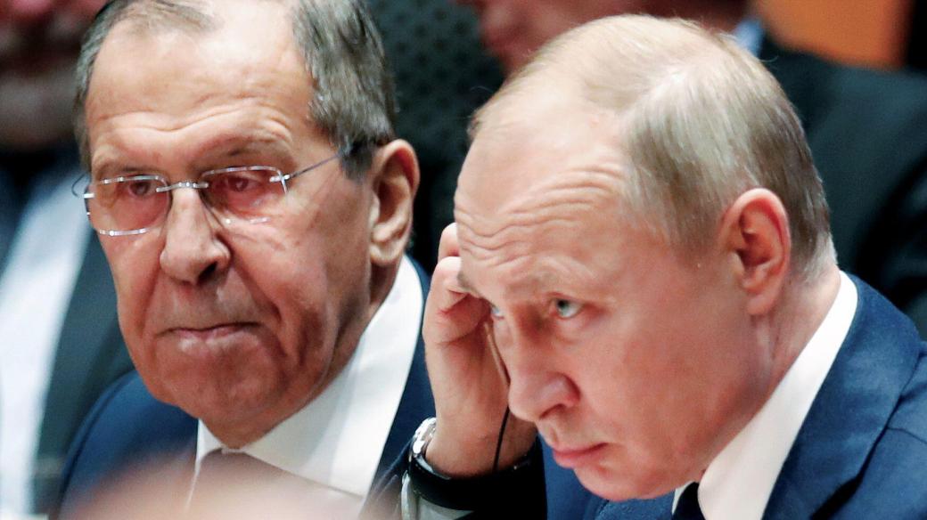 Sergej Lavrov a Vladimir Putin
