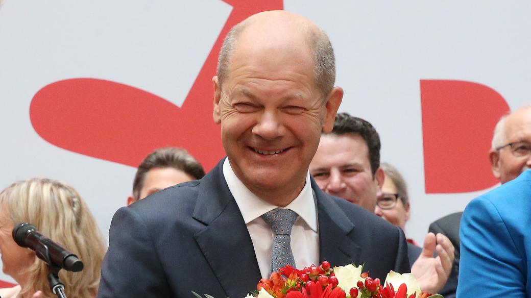 Vítěz německých parlamentních voleb, sociální demokrat Olaf Scholz