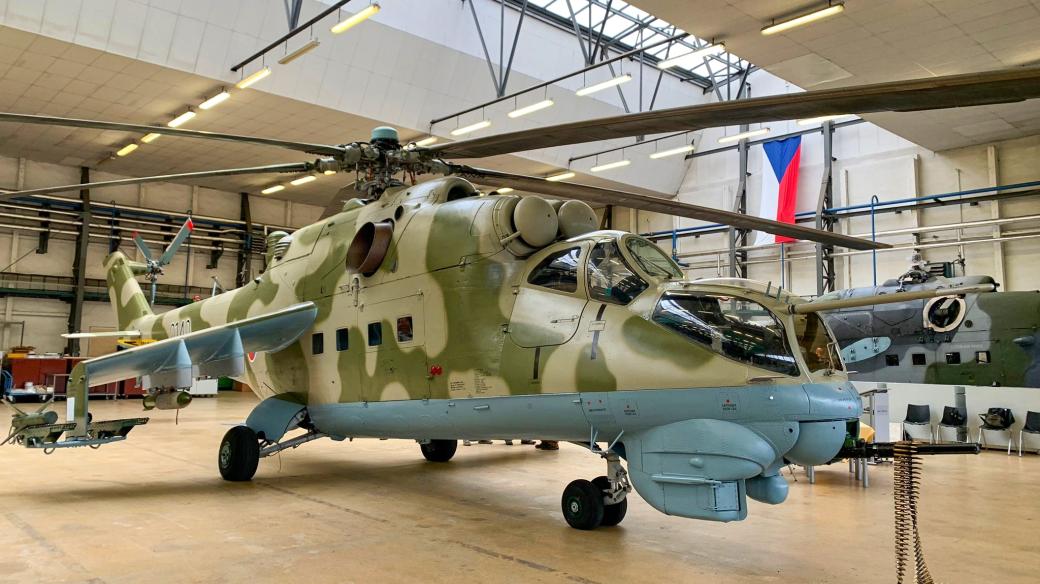 Bitevní vrtulník Mi-24D