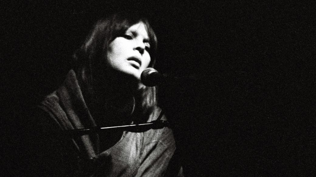 Nico live at the The Whisky A Go Go, Los Angeles, 1979