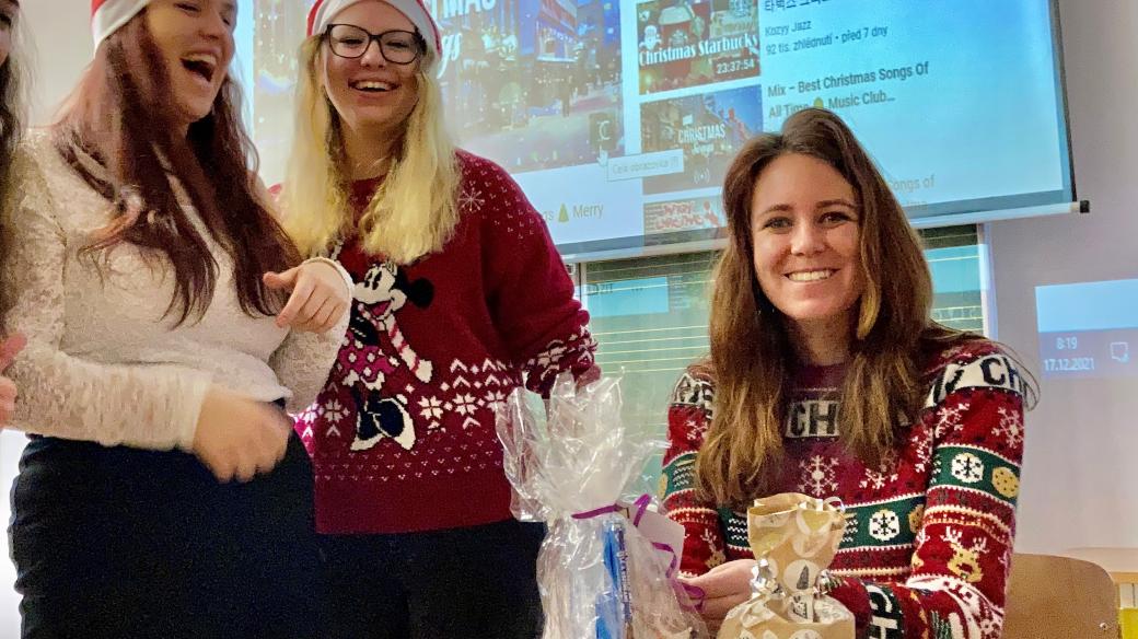 Lektorka angličtiny Megan McComb slaví poprvé Vánoce mimo domov