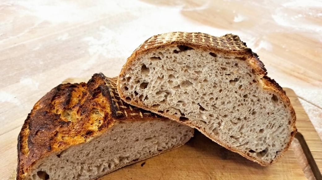 Pšenično-žitný chleba z DOKu