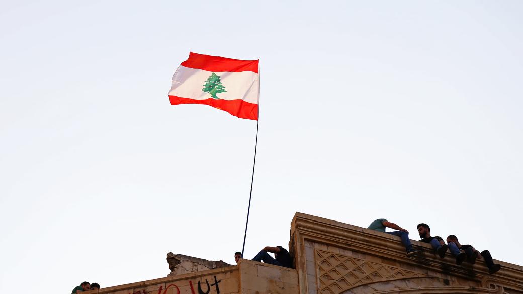 Libanonská vlajka v Bejrútu