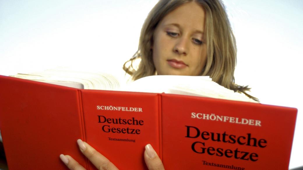Studium němčiny (ilustrační foto)