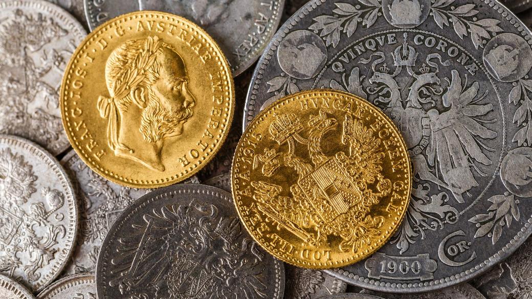 Rakousko-uherské stříbrné a zlaté mince s portrétem císaře Františka Josefa