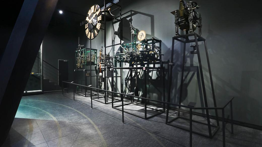 Věžní hodiny v expozici Národního technického muzea