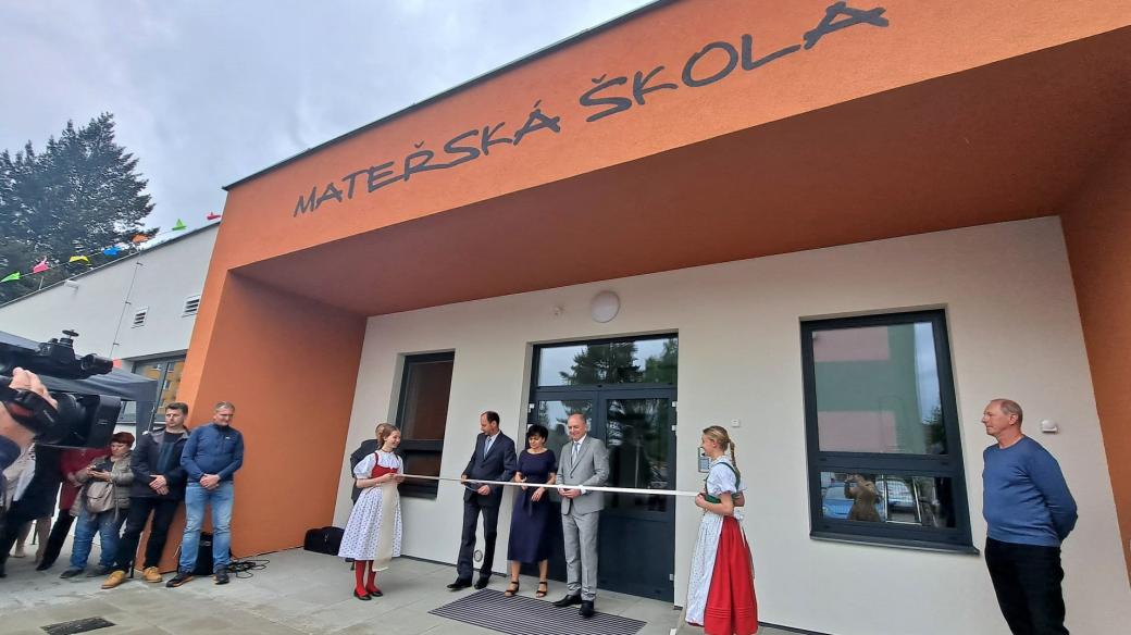 Otevření nové mateřské školy v Katovicích