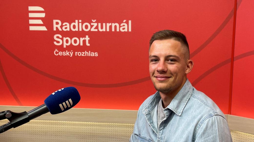 Fotbalista David Heidenreich ve studiu Radiožurnálu Sport