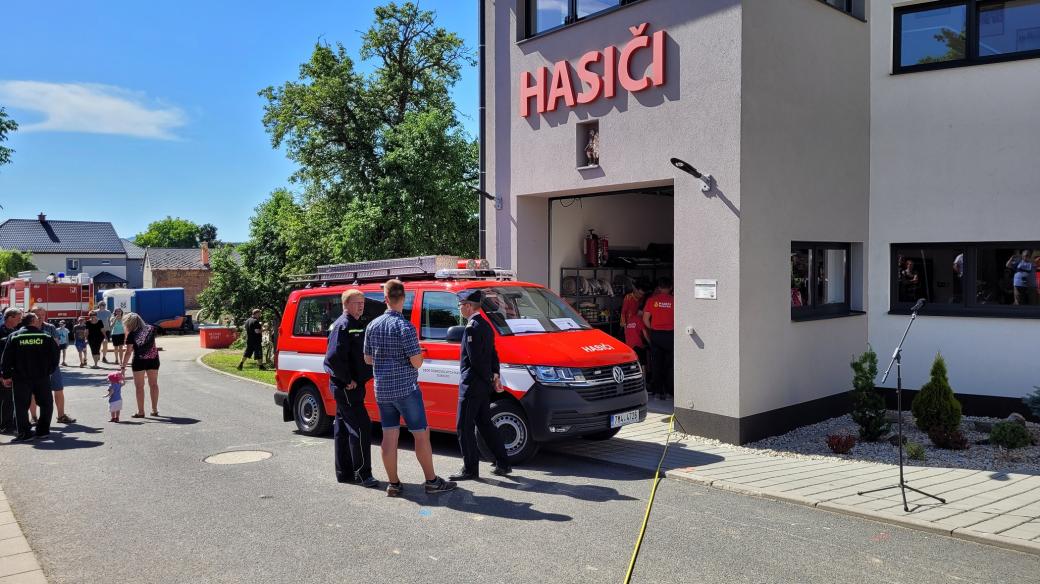 Dobrovolní hasiči v Dubicku mají nové auto