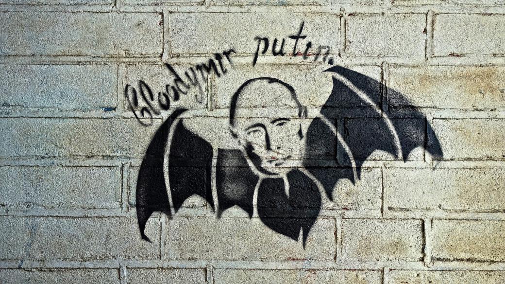 Bloodymir Putin graffiti