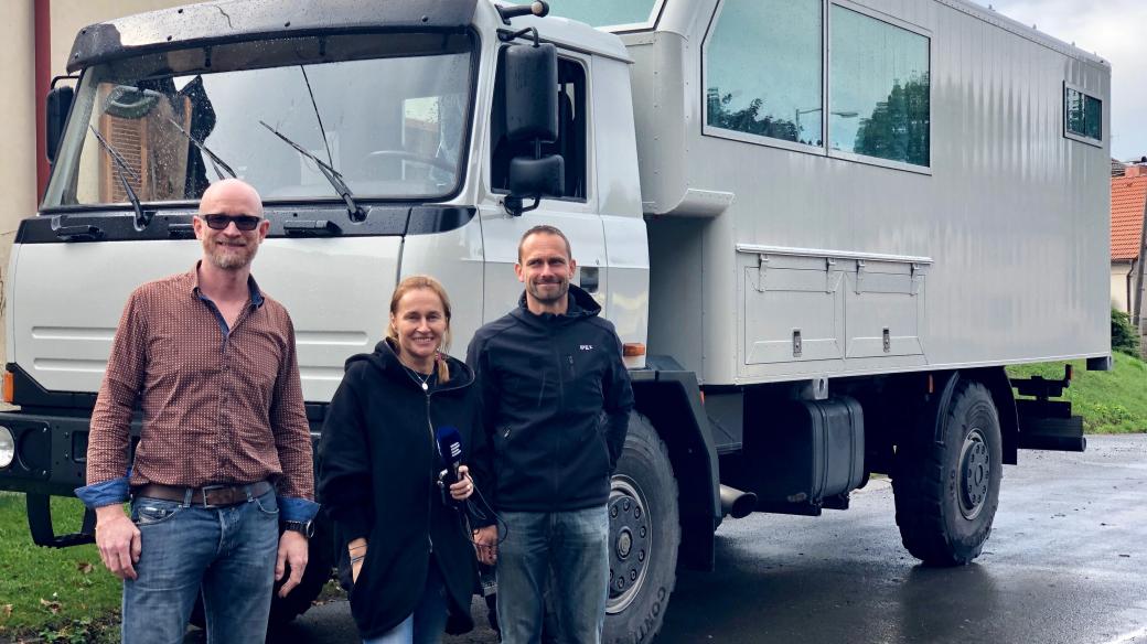 Iniciátory akce Tatra kolem světa 2 Marka Havlíčka a Petra Holečka pojí láska k cestování
