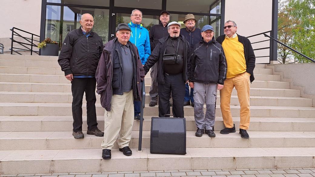 Bývalí vojáci navštívili Janovice nad Úhlavou