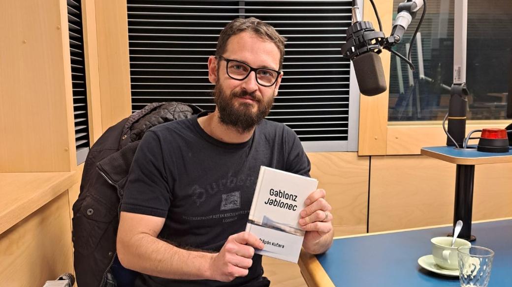 Štěpán Kučera představuje novou knihu Gablonz / Jablonec
