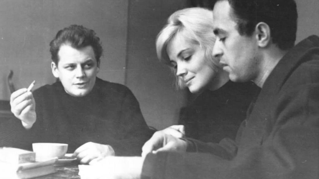 Josef Henke (vlevo) při natáčení rozhlasové hry Bílé noci (1966)