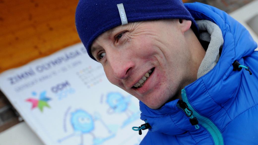 Bývalý běžec na lyžích a současný trenér Lukáš Bauer.