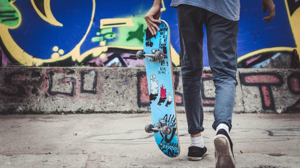 skateboard, skateboarding