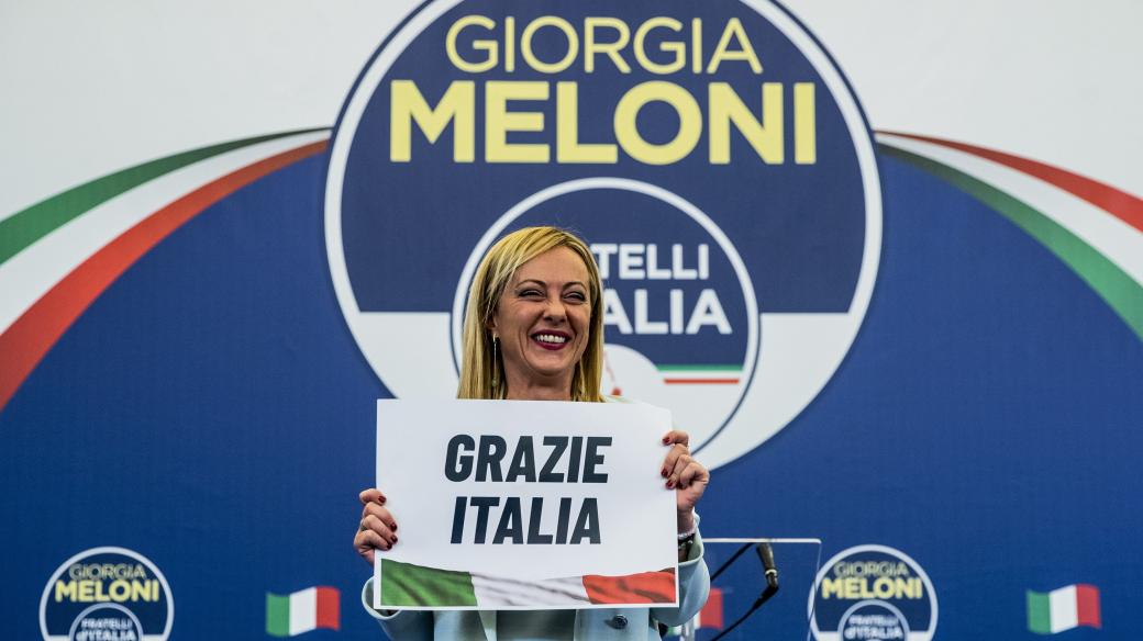 Italskou premiérkou se stane Giorgia Meloniová, která stojí v čele strany Bratři Itálie