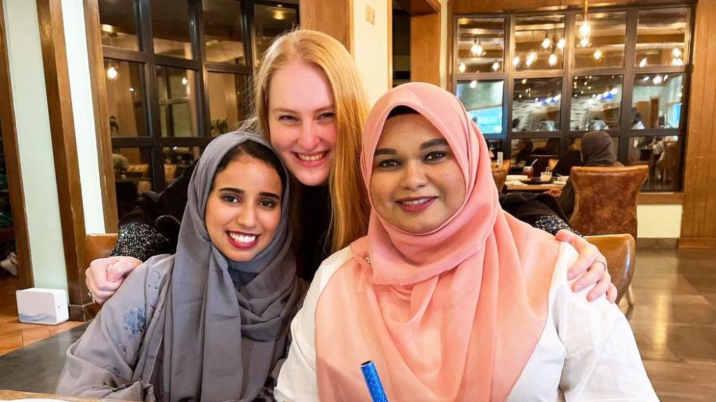 Jak vypadá práce a život zdravotní sestry v Saúdské Arábii? To dobře ví Hana Šlechtová