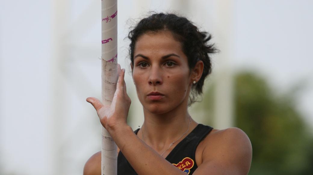 Kateřina Baďurová Janků několikrát dokázala překonat český rekord ve skoku o tyči