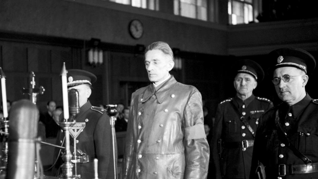 Soudní přelíčení s Karlem Hermannem Frankem u mimořádného lidového soudu v Praze na Pankráci, snímek z 15. března 1946