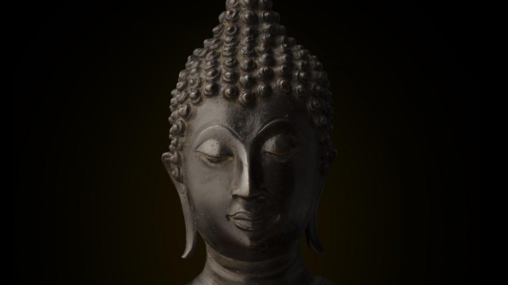 Výstavy Buddha zblízka je ve Valdštejnské jízdárně k vidění do 24. dubna 2022