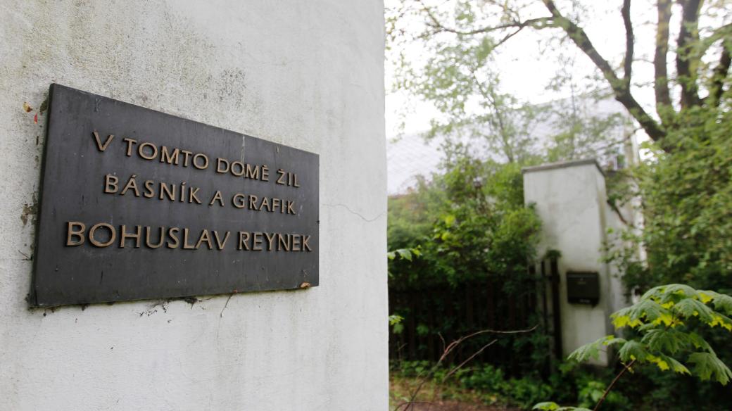 Zámeček v Petrkově, kde žil Bohuslav Reynek