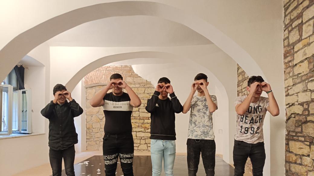 Mladí maďarští Romové vytvořili v rámci projektu What’SAP divadelní hru zaměřenou na základní lidské emoce