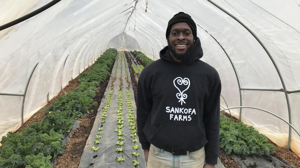 „Neuplyne den, abych nemyslel na to, že se mi může něco přihodit, protože jsem černý,“ říká farmář Kamal Bell