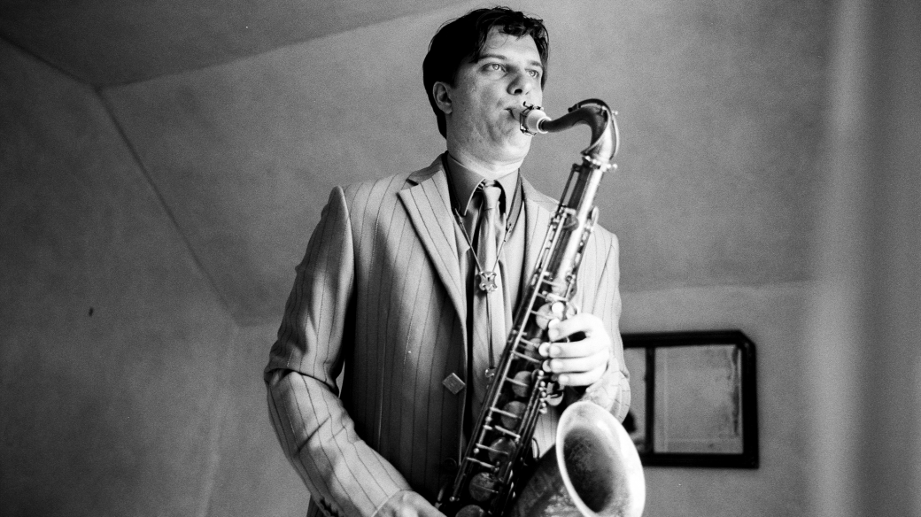 saxofonista Leland Whitty