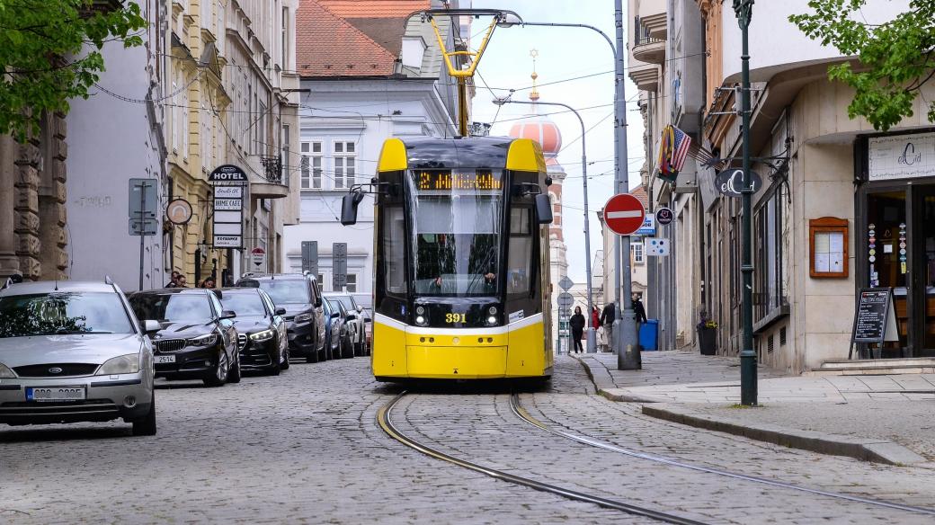Chystá se rekonstrukce tramvajové trati ve Zbrojnické ulici