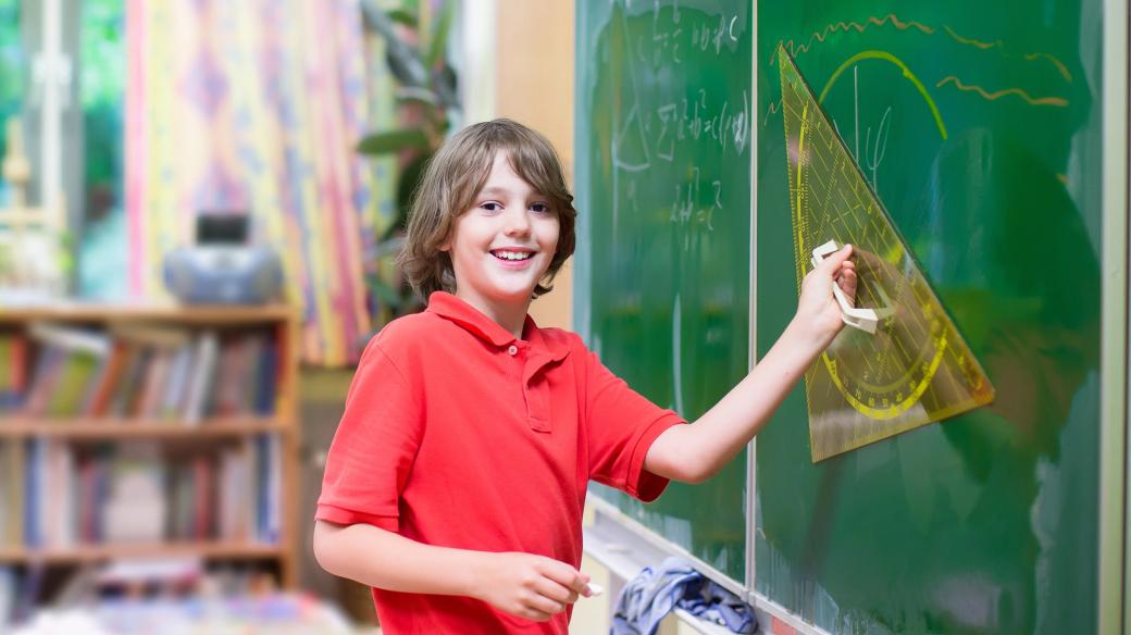 Může děti matematika na základní škole bavit?
