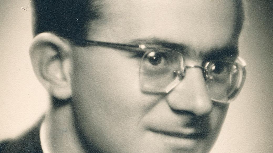 Fotografie Václava Štěpána z maturitního tabla z roku 1953