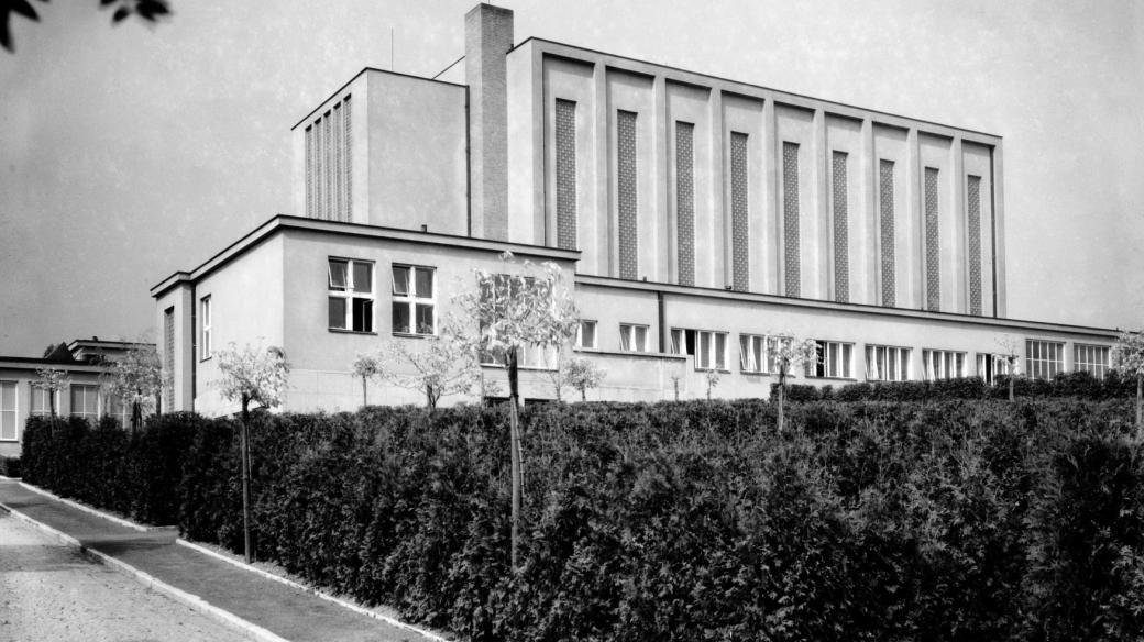 Strašnické krematorium (1936)
