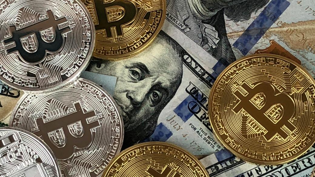 krypto peníze dollar měna bitcoin |
